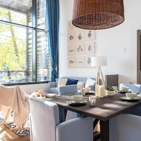 Waterside Elegance At Sky Pad *