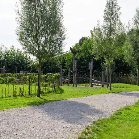 Waterside Elegance At Sky Pad Antoing